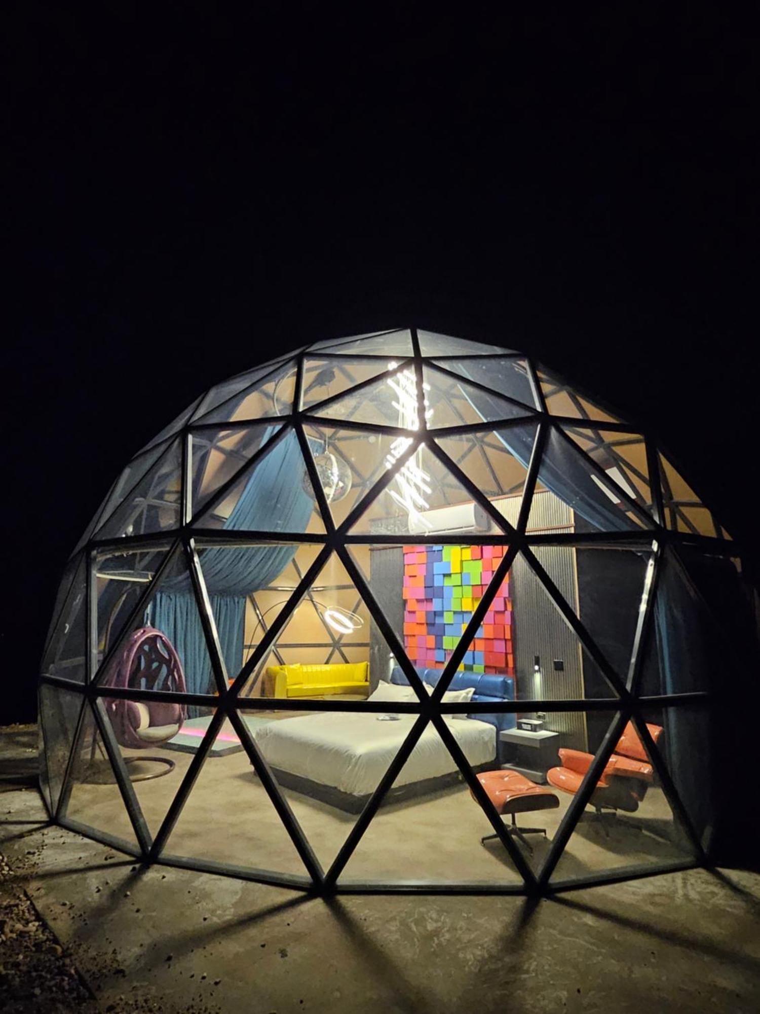 Clear Sky Resorts - Bryce Canyon - Unique Stargazing Domes Cannonville Exterior foto