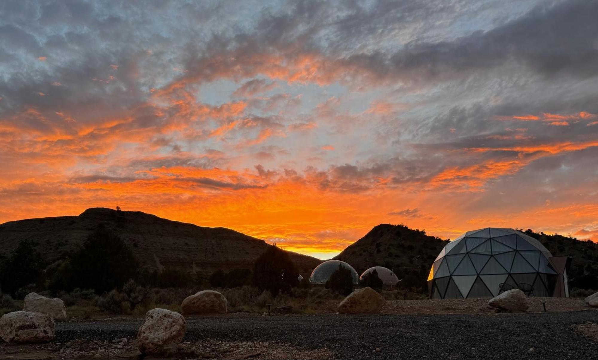 Clear Sky Resorts - Bryce Canyon - Unique Stargazing Domes Cannonville Exterior foto